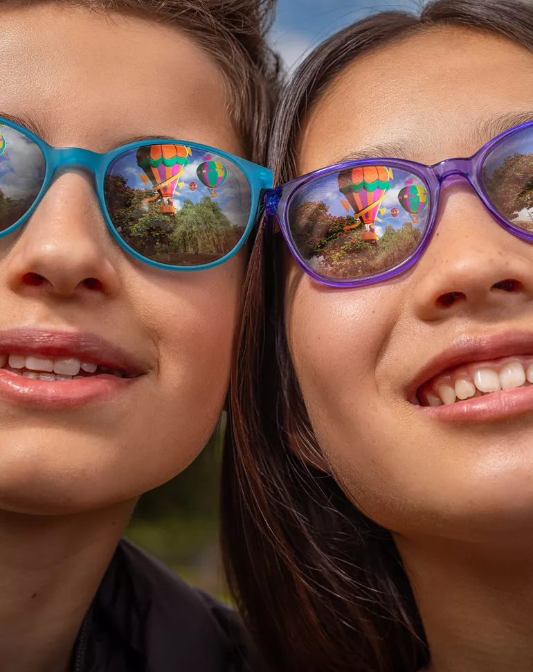 A HOYA Vision Care lança as novas lentes de sol MiYOSMART: a combinação  entre a proteção contra a luz solar intensa e a gestão de miopia.