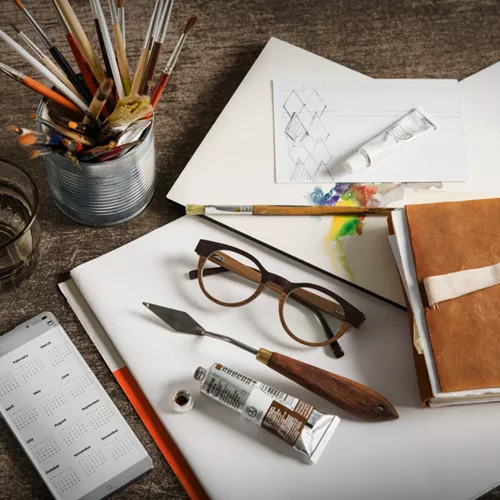 Tools of illustrator including glasses with occupational lenses