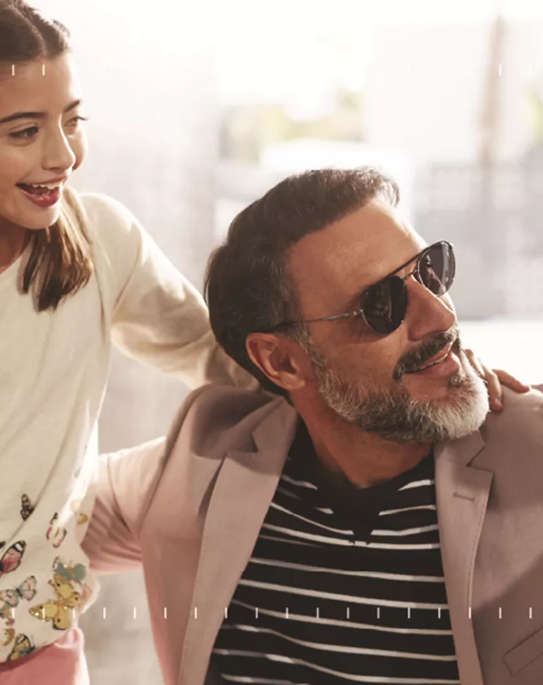 https://www.hoyavision.com/siteassets/blog--article/hoya-sunwear-blog-optimizations-the-importance-of-sunglasses-for-children.jpg?preset=article-hero-initial